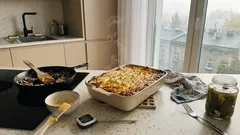 Jabłośnik bez jabłek: wytrawna zapiekanka pod ziemniaczaną „glazurą”